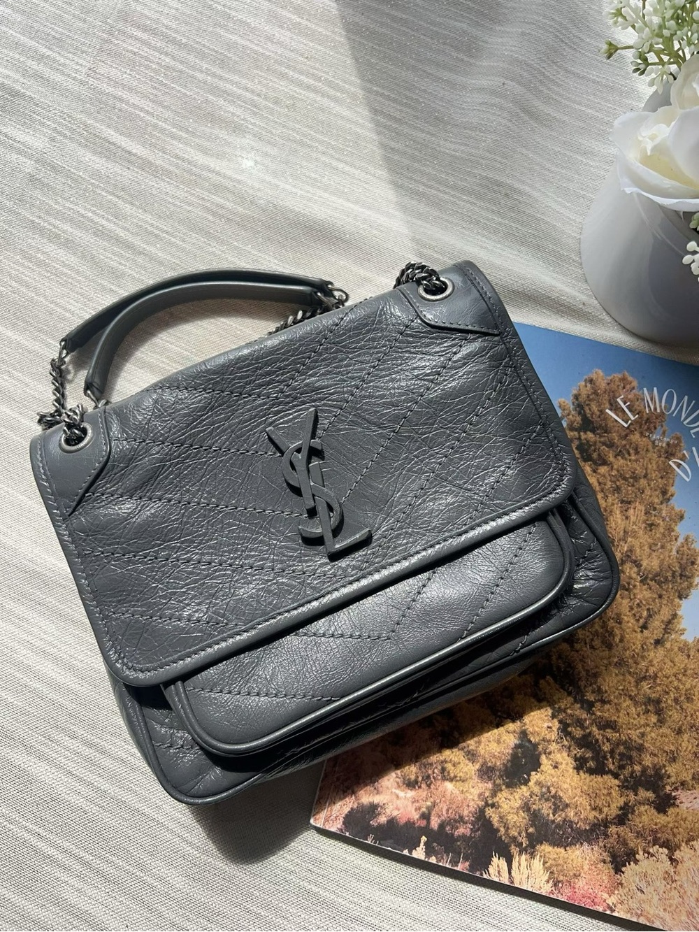 Yves Saint Laurent Gray Baby Niki Leather Shoulder Bag